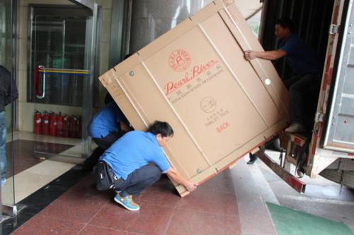 吉首钢琴贵重工艺品无忧运